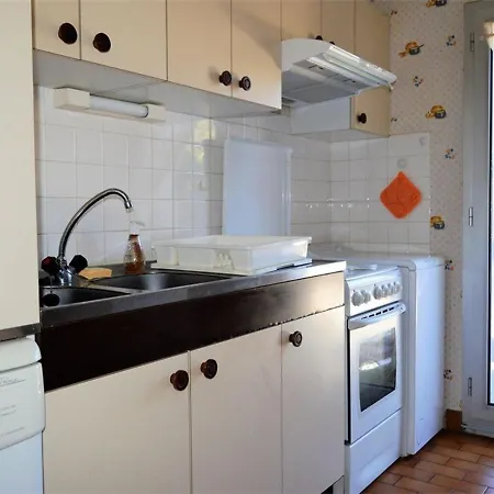 Apartment 3 Pieces Centre Avec Parking, Font-romeu - Fr-1-580-34 *